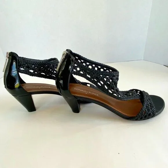 Donald Pliner Black Sandal Heels Sz 8.5 - Picture 2 of 6